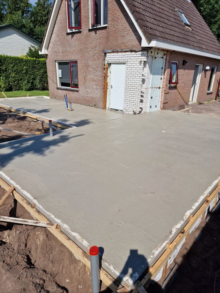 Betonvloer aanbouw