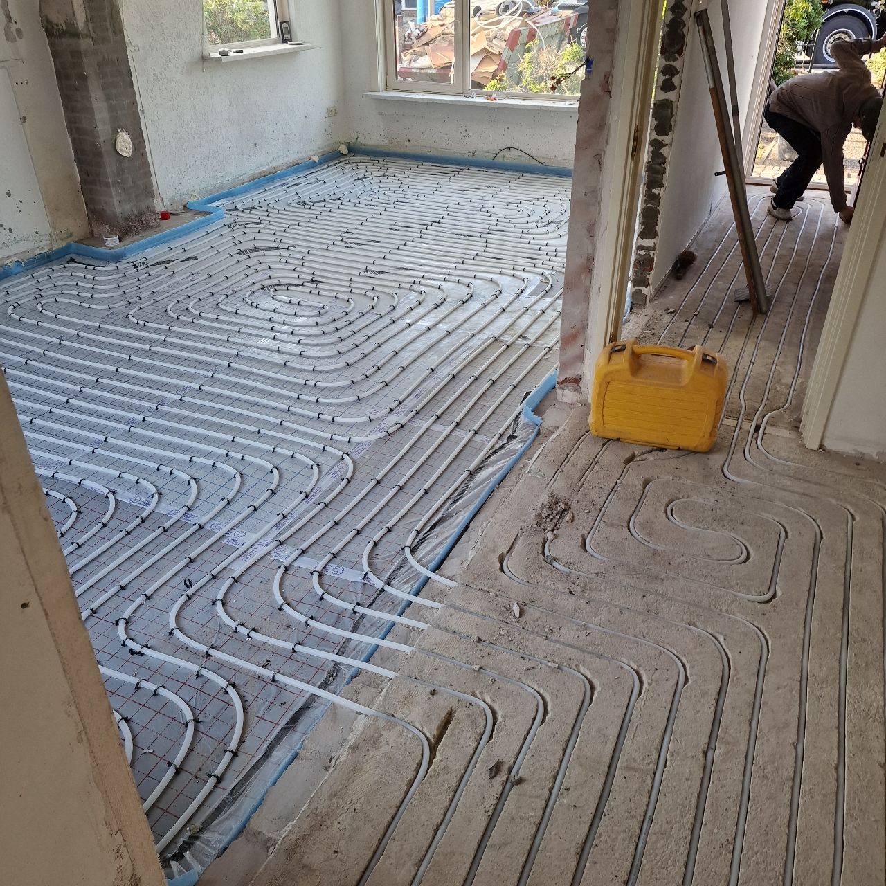 gedeeltelijk ingefreesde vloerverwarming